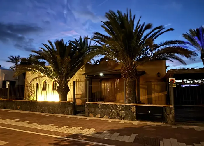 Makako Villa